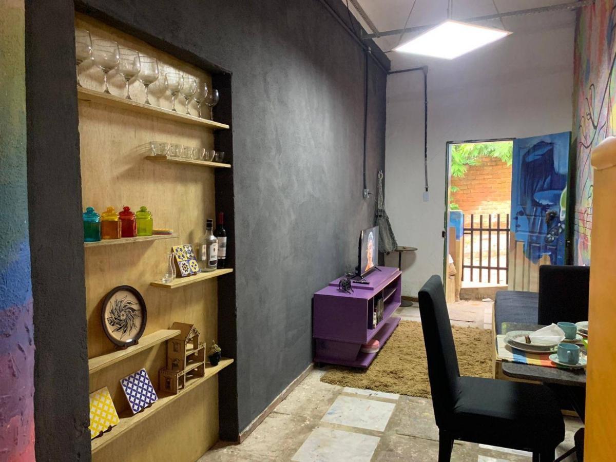 לנסויס Hostel Casa Latina מראה חיצוני תמונה
