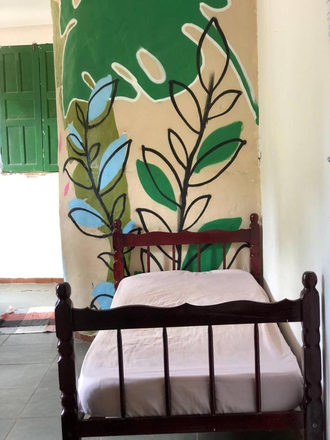 לנסויס Hostel Casa Latina מראה חיצוני תמונה