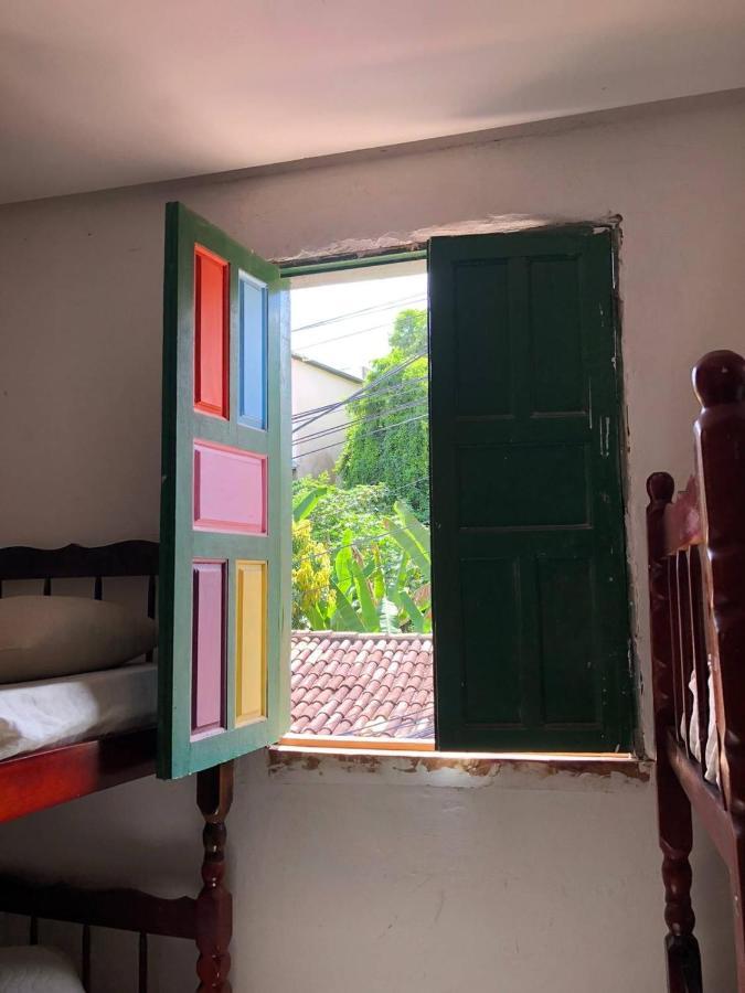 לנסויס Hostel Casa Latina מראה חיצוני תמונה